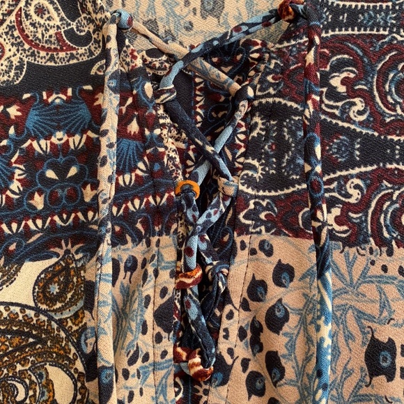 Dressbarn Long-sleeve Top - Picture 5 of 7